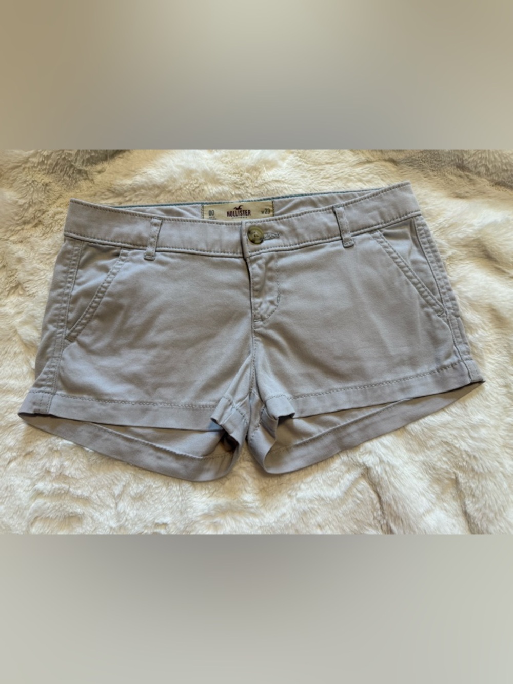 Hollister Women's Beige Chino Shorts